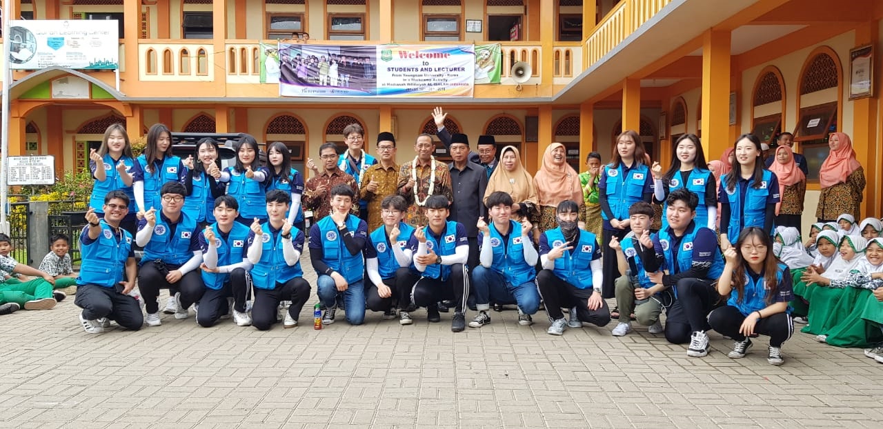 Kunjungan Mahasiswa Korea ke Madrasah
